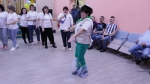А ну-ка, девушки!