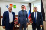 Глава района провел рабочую встречу с Александром Аксёненко