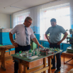 Глава Баганского района Алексей Алексеевич Воличенко с рабочим визитом посетил основную общеобразовательную школу в п. Водино
